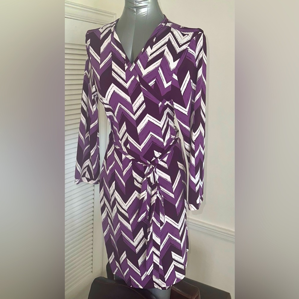 Women’s purple and white wrap-a-round dress